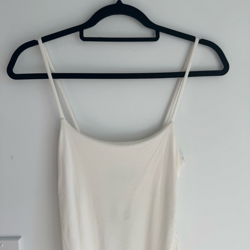 Naked Wardrobe Baby Mama White Ruched Mini Dress Women’s size M2 or Small NEW - Picture 2 of 9
